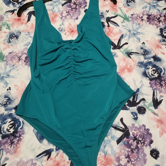 Veronica M Bodysuit - Picture 4 of 7